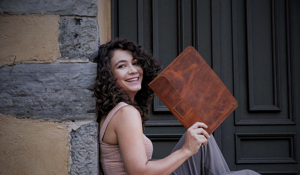 Handcrafted Genuine Leather File Folder - GAD Roots