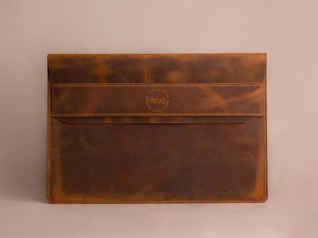 How to Find Perfect Leather MacBook Sleeve - GAD Roots