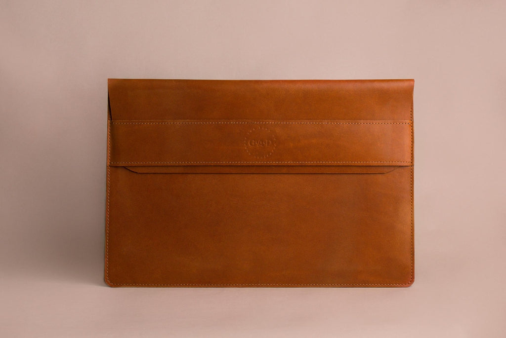 14" MacBook Pro Leather Case | Brown - GAD Roots