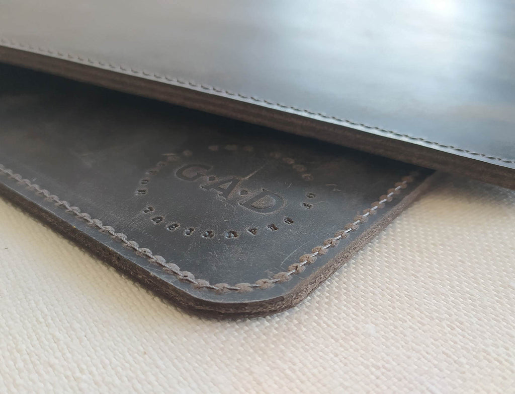 Bifold Leather Portfolio Organizer A4 | Grey - GAD Roots