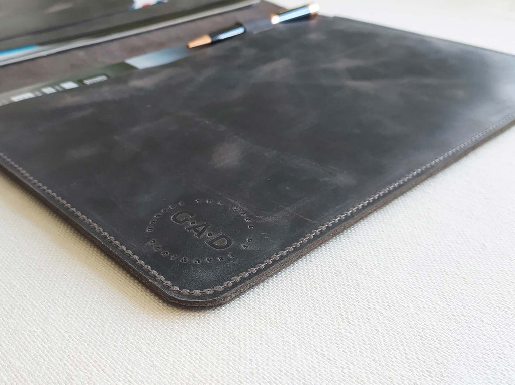 Bifold Leather Portfolio Organizer A4 | Grey - GAD Roots