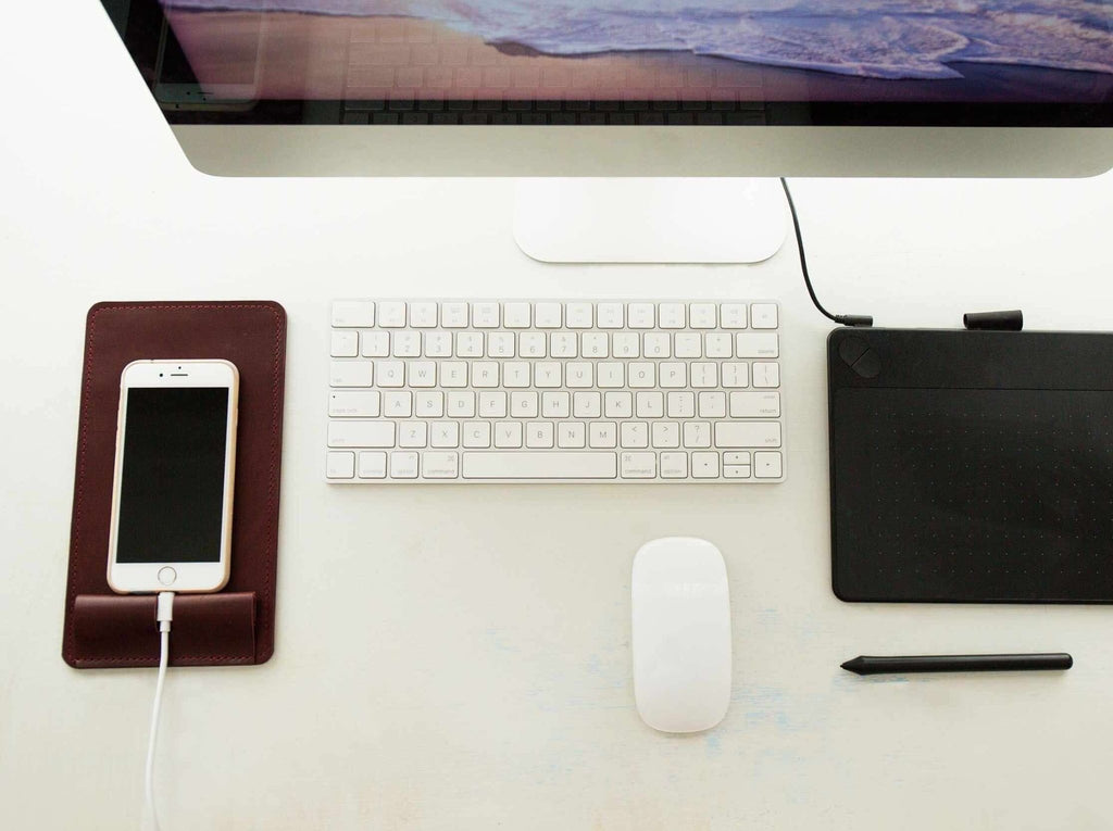 Leather Mobile Pad | Black - GAD Roots