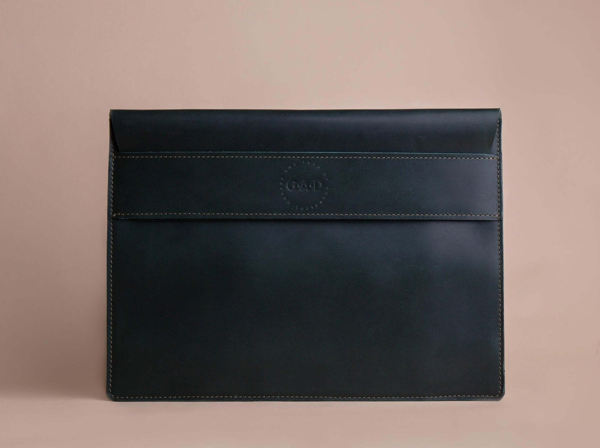MacBook Air / Pro leather sleeve 13インチ Amazon.com: Genuine Leather Sleeve Case for 13 MacBook Air