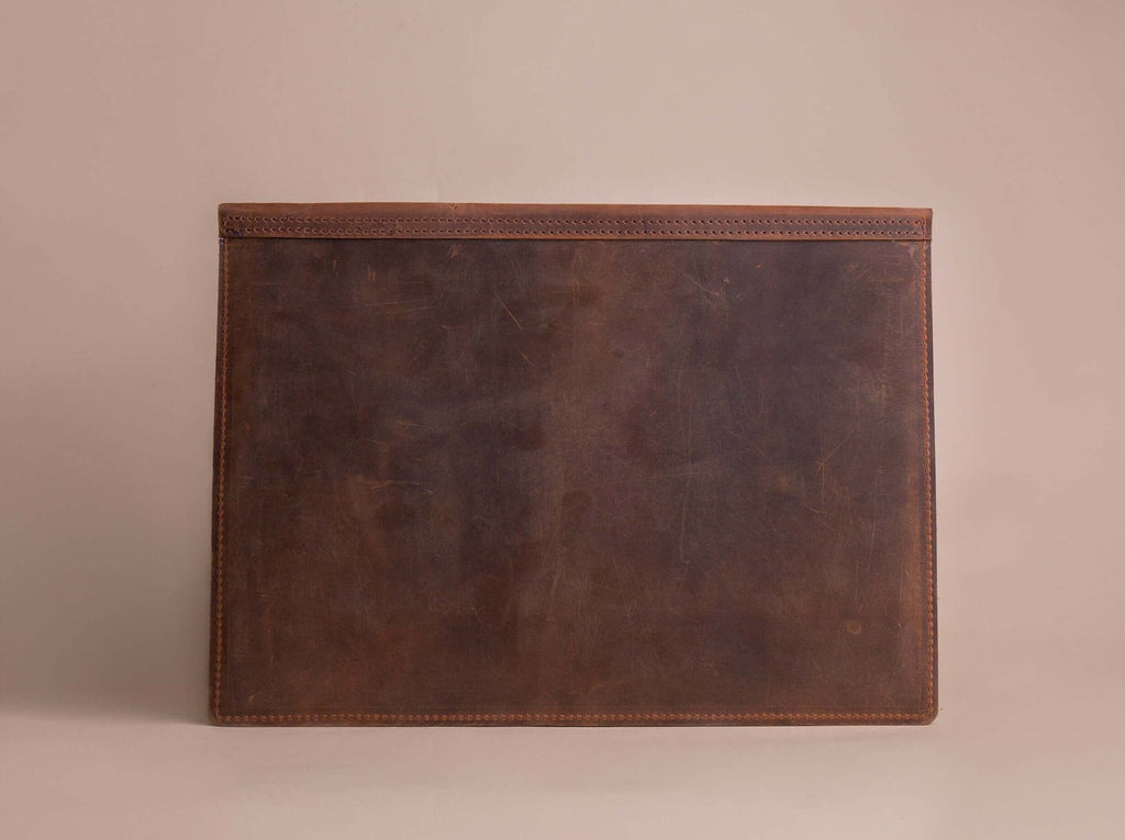 MacBook Pro Leather Case 16" | Crazy Brown - GAD Roots