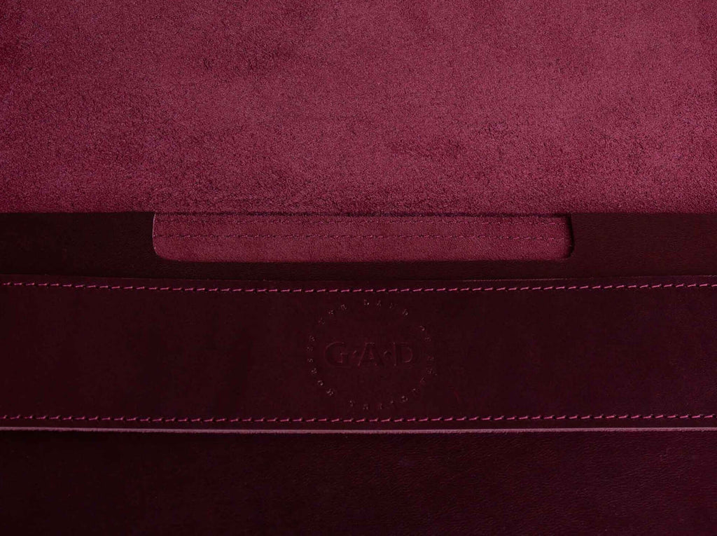 MacBook Pro Leather Case 16" | Damson - GAD Roots